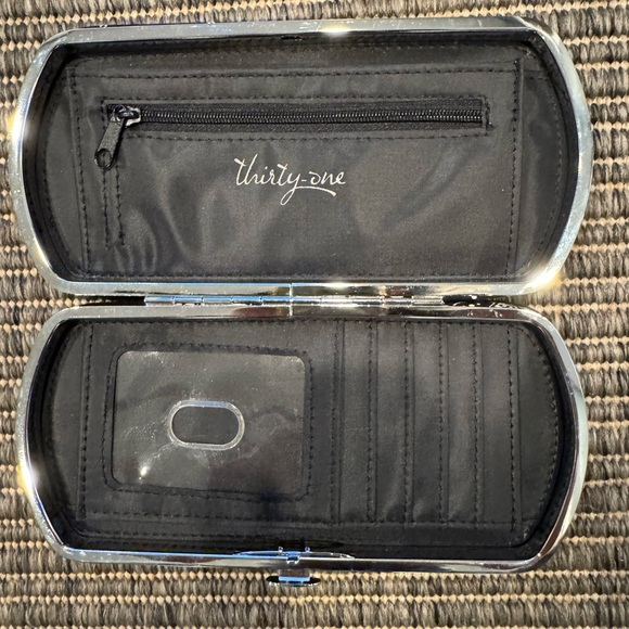 Thirty-One Elegant Black Eyeglass Holder - Picture 1 of 4